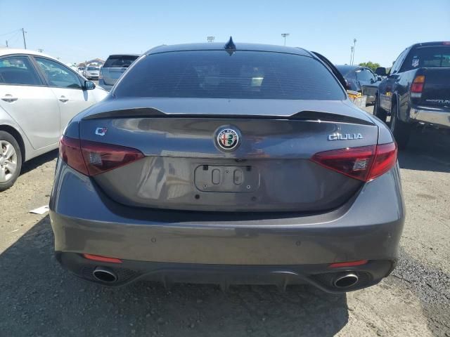 2018 Alfa Romeo Giulia TI