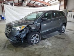 SUV salvage a la venta en subasta: 2017 Ford Escape SE