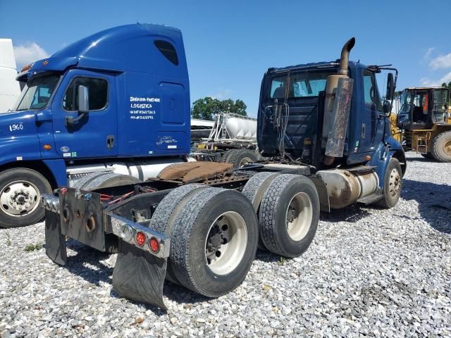 2004 International 8000 8600