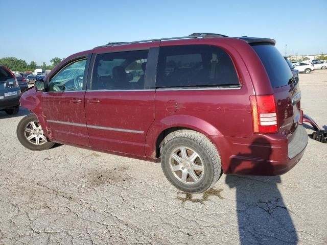 2009 Chrysler Town & Country Touring