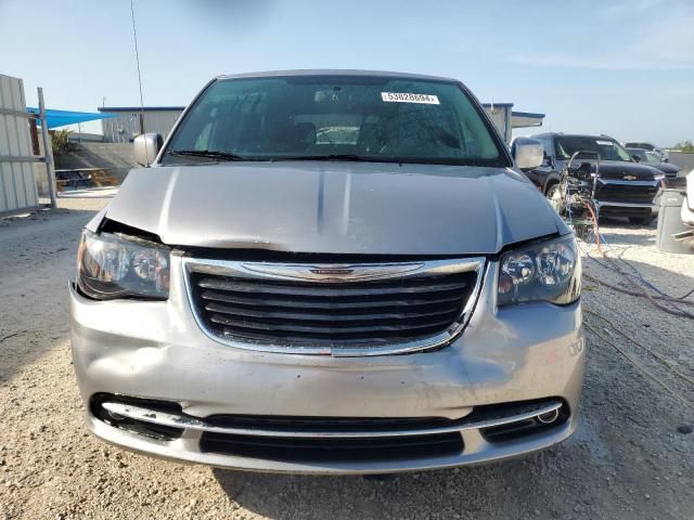2015 Chrysler Town & Country S