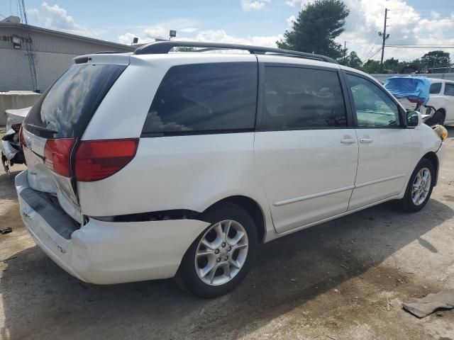 2005 Toyota Sienna XLE