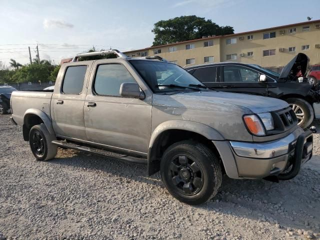 2000 Nissan Frontier Crew Cab XE