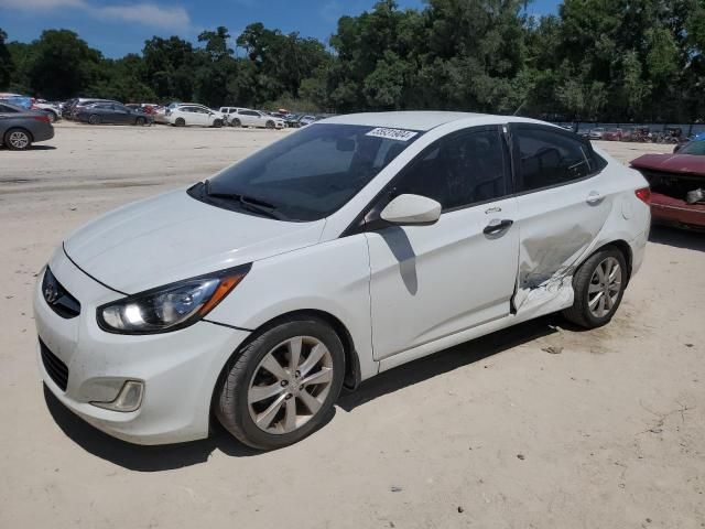 2012 Hyundai Accent GLS