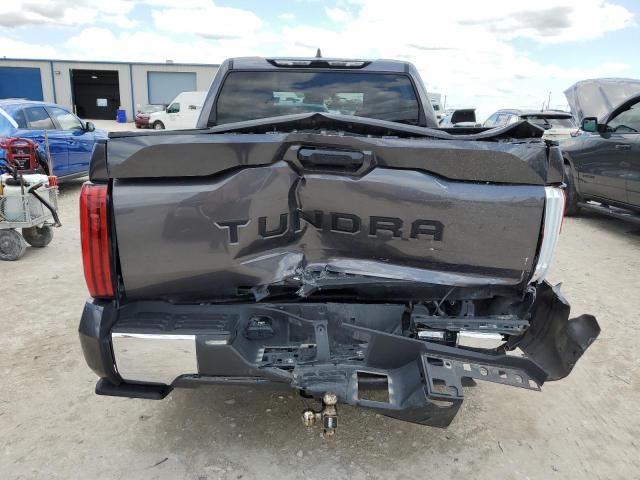 2022 Toyota Tundra Crewmax SR