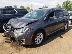 Salvage cars for sale from Copart Elgin, IL: 2017 Chrysler Pacifica Touring L