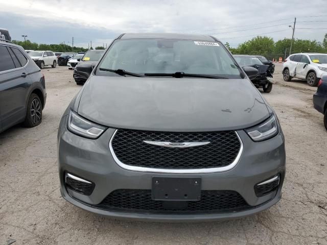 2022 Chrysler Pacifica Hybrid Touring L