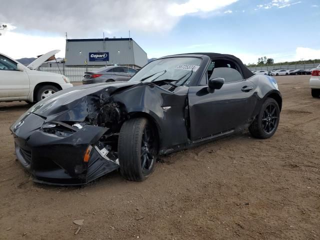 2019 Mazda MX-5 Miata Sport