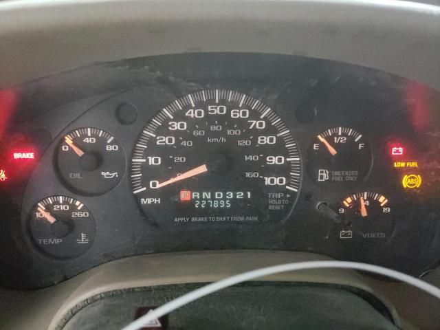 2004 GMC Safari XT