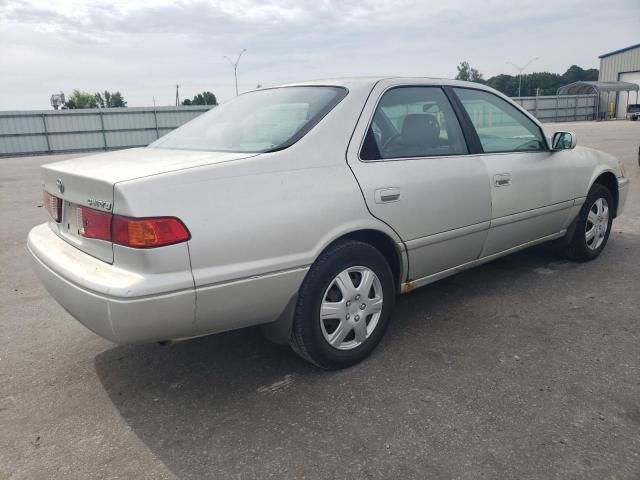 2000 Toyota Camry CE