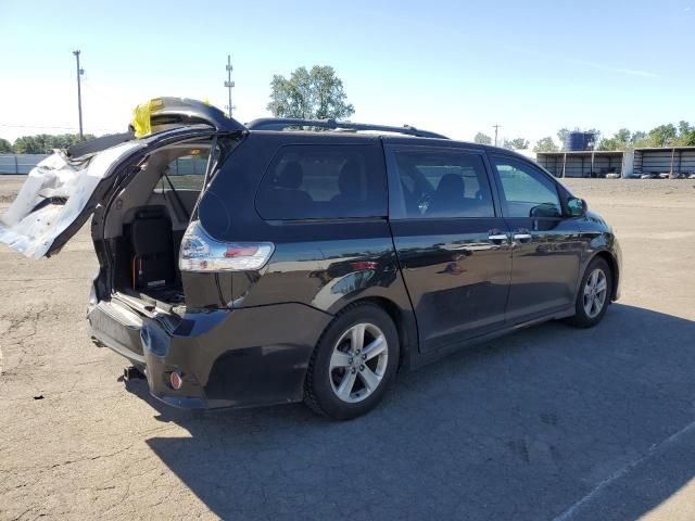 2015 Toyota Sienna Sport