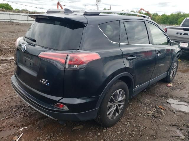 2018 Toyota Rav4 HV LE