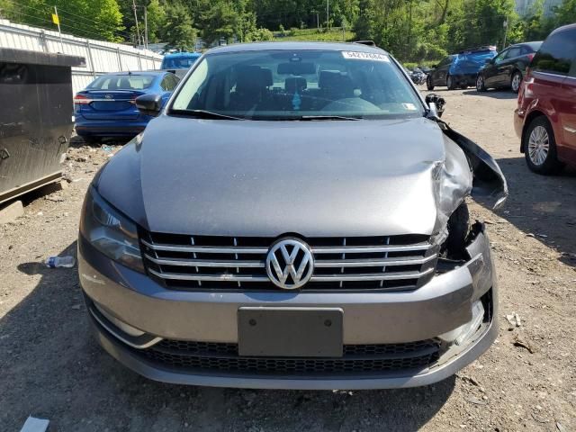 2014 Volkswagen Passat SE