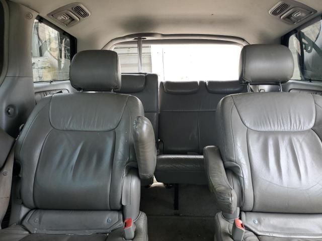 2005 Toyota Sienna XLE