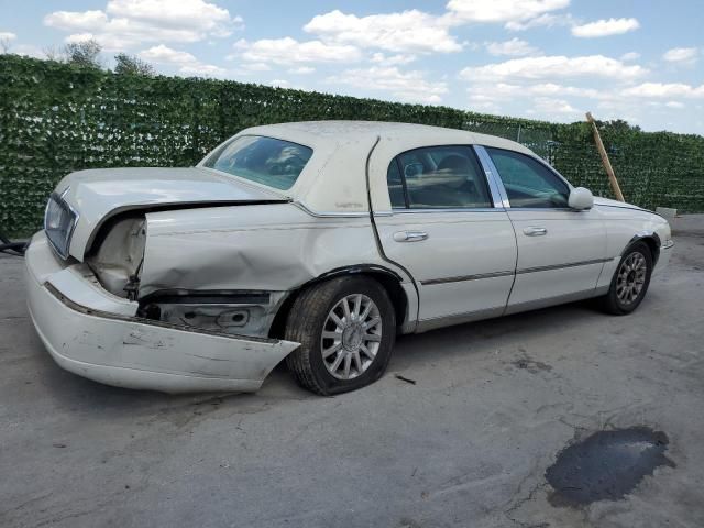 2007 Lincoln Town Car Signature