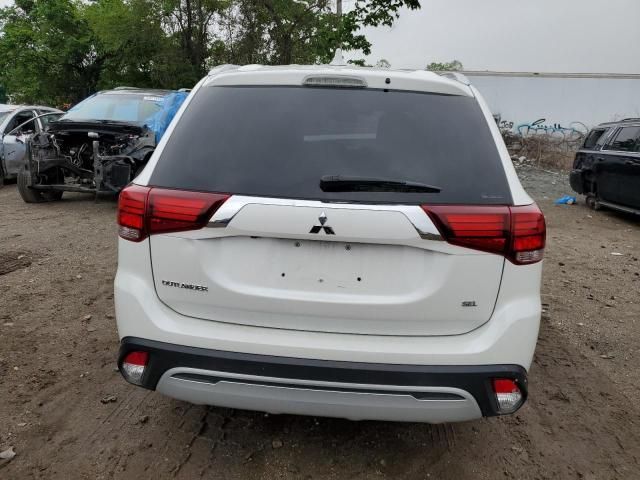 2020 Mitsubishi Outlander SE