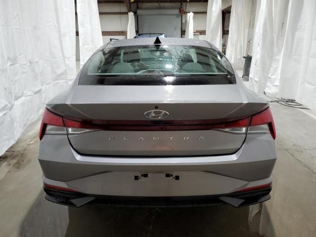 2022 Hyundai Elantra SEL