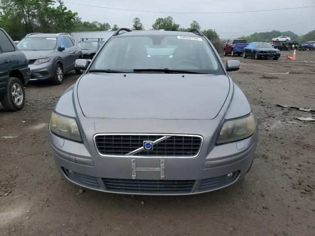 2005 Volvo V50 T5