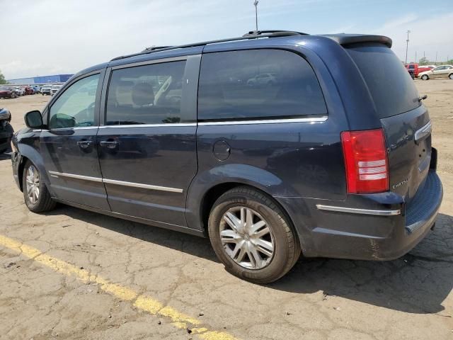 2010 Chrysler Town & Country Touring