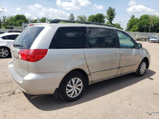 2007 Toyota Sienna CE