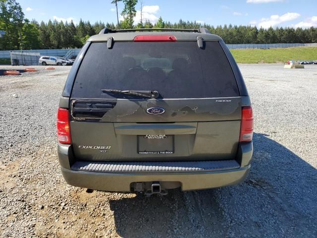 2004 Ford Explorer XLT