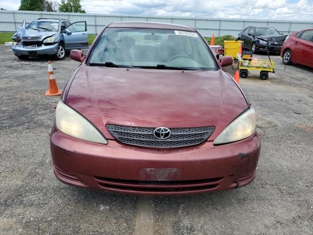 2004 Toyota Camry LE