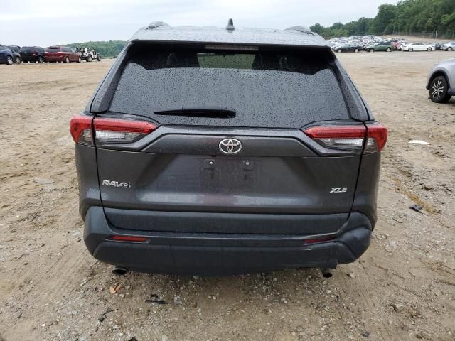 2020 Toyota Rav4 XLE