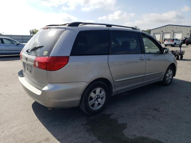 2008 Toyota Sienna XLE