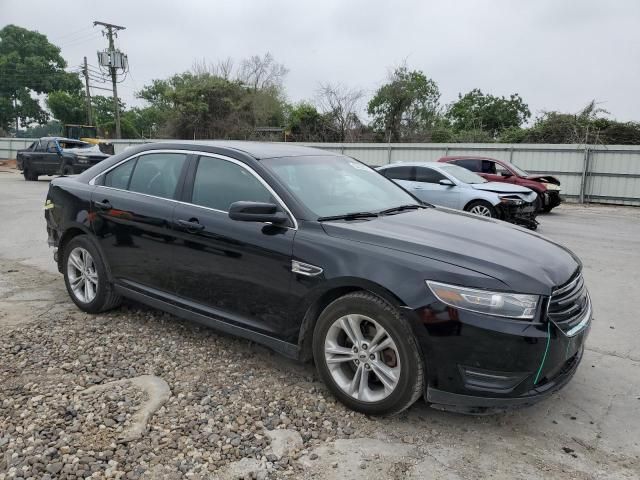 2018 Ford Taurus SEL