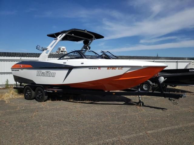 2017 Malibu Boat