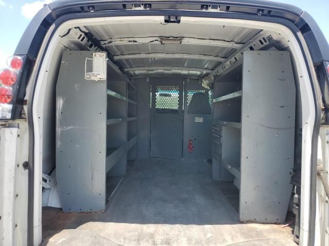 2003 Chevrolet Express G2500