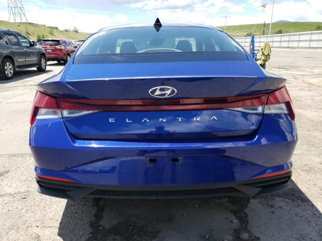 2021 Hyundai Elantra SE