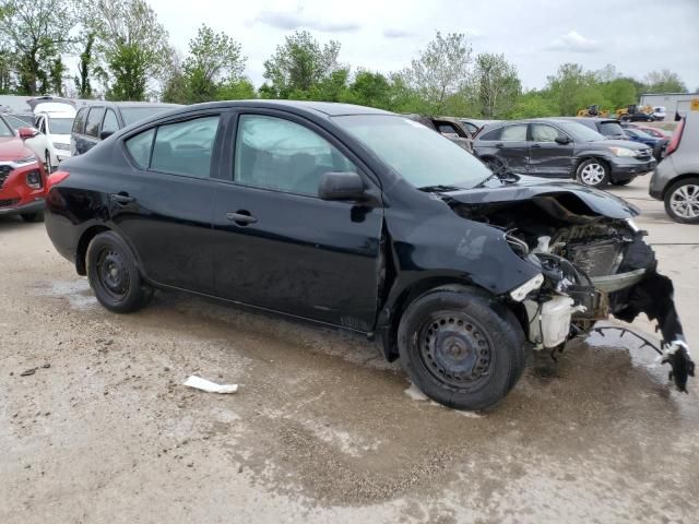 2013 Nissan Versa S