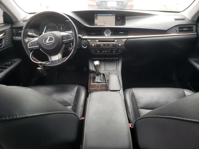 2018 Lexus ES 300H