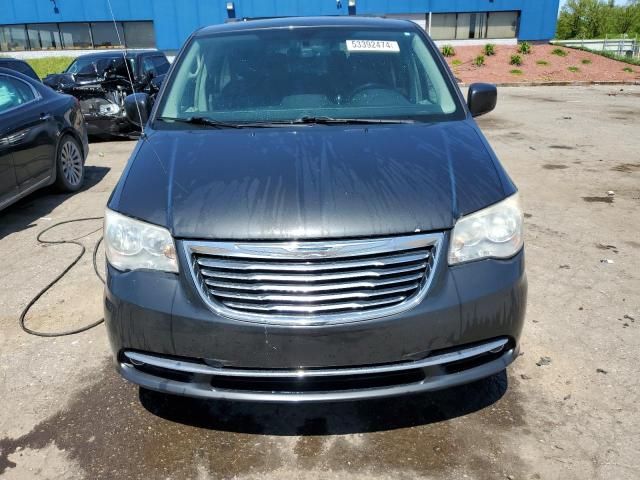 2012 Chrysler Town & Country Touring