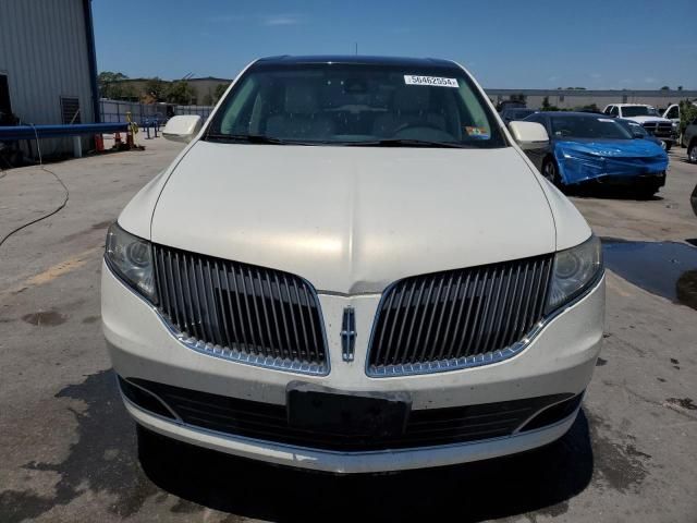 2013 Lincoln MKT