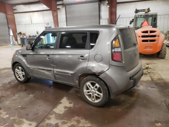 2011 KIA Soul +