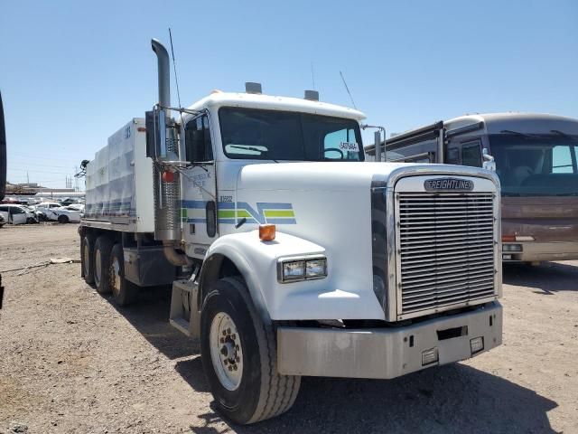 1993 Freightliner Conventional FLD120