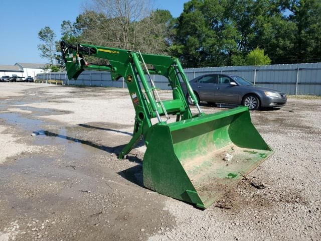 2022 John Deere 520M