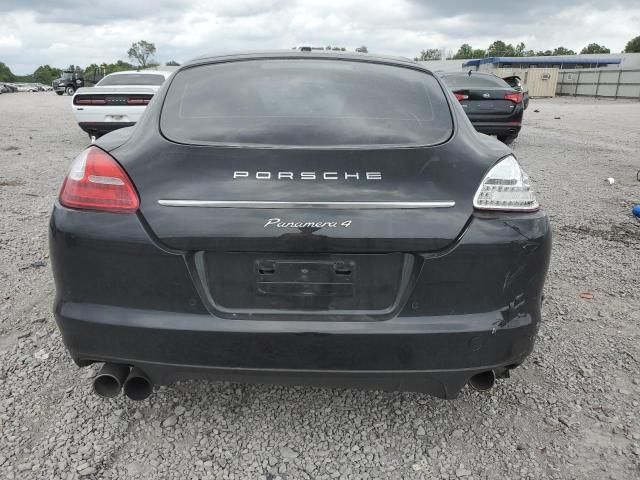 2011 Porsche Panamera 2