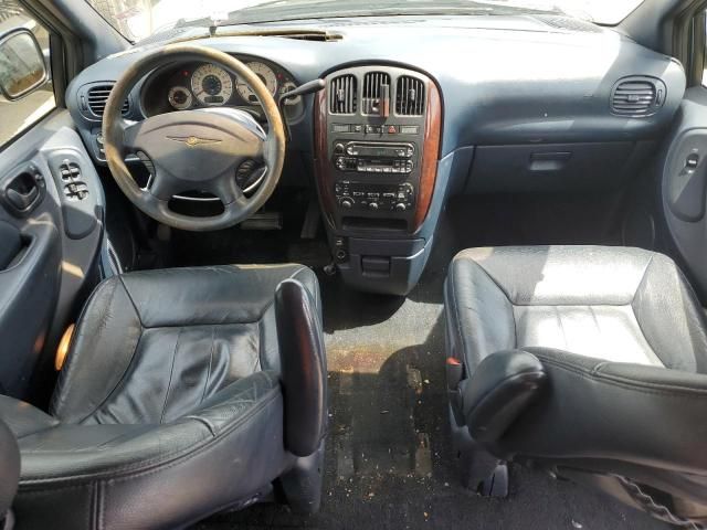 2001 Chrysler Town & Country LXI