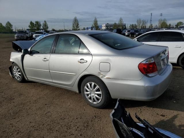 2005 Toyota Camry LE