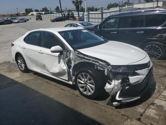 2022 Toyota Camry LE