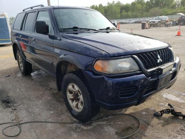 2002 Mitsubishi Montero Sport ES