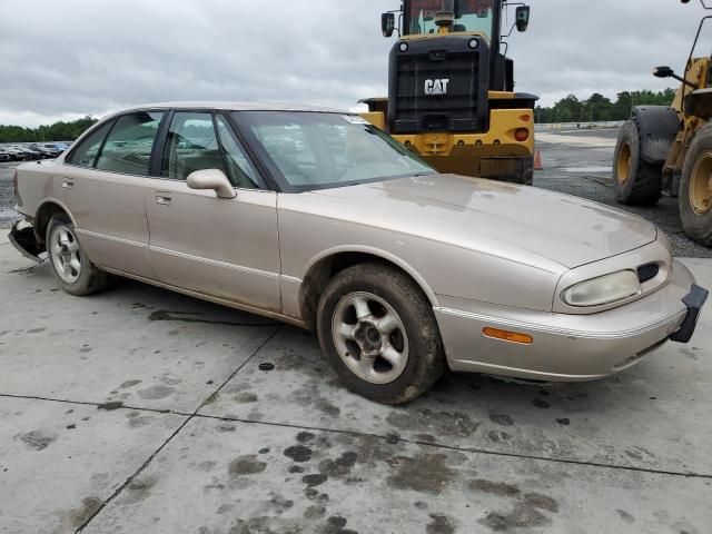 1999 Oldsmobile 88 Base