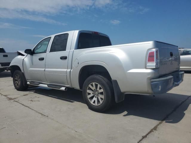 2007 Mitsubishi Raider LS