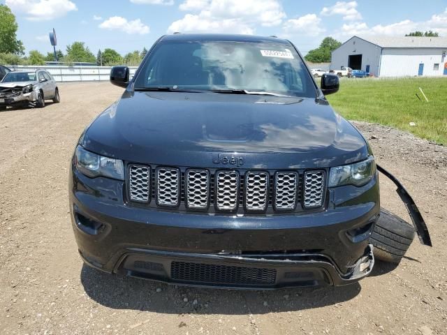 2020 Jeep Grand Cherokee Laredo