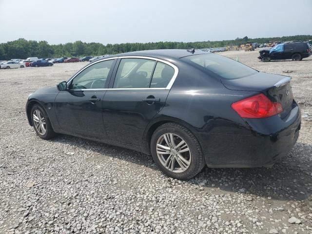 2015 Infiniti Q40