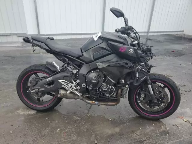 2021 Yamaha MTN1000