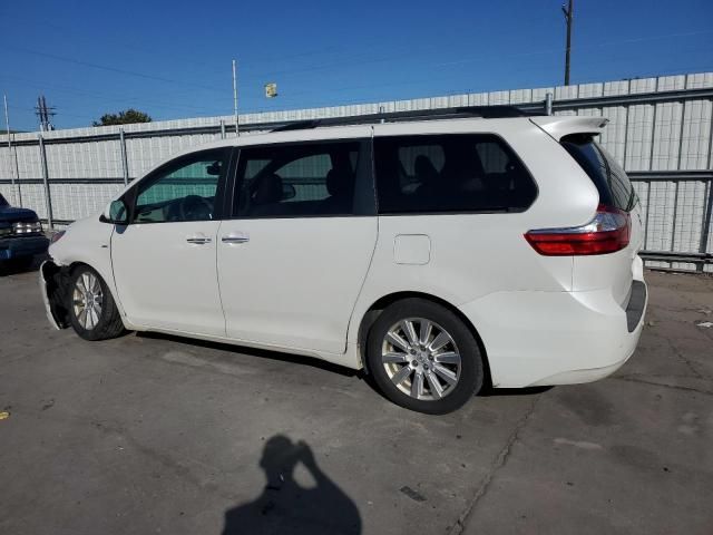 2017 Toyota Sienna XLE